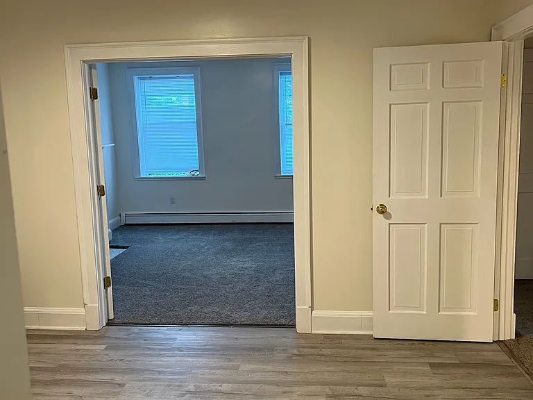 200 N Pearl St #2 — Photo 8