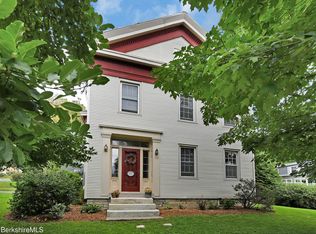 55 Franklin St, Lee, MA 01238