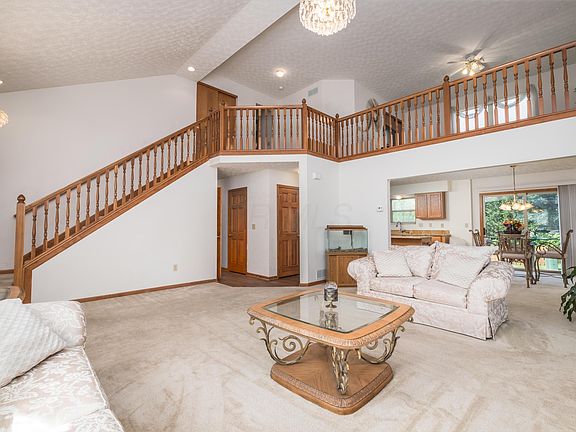 4th image of 909 Sorohan St