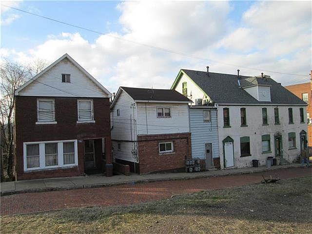 2nd image of 700 Grant St