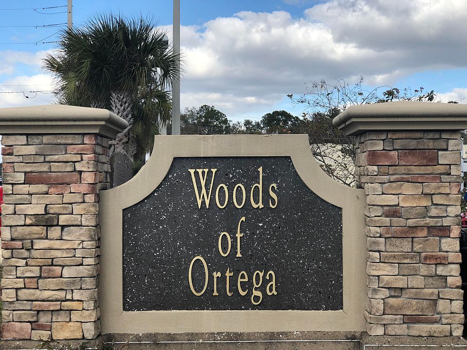 1st image of 6915 Ortega Woods Dr Unit 14