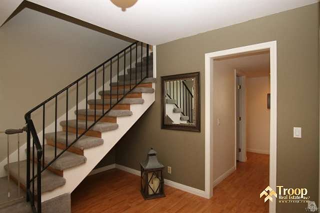 1st image of 485 Calle Higuera