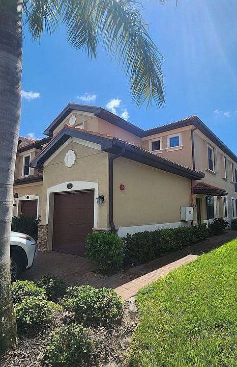 1st image of 26193 Palace Ln