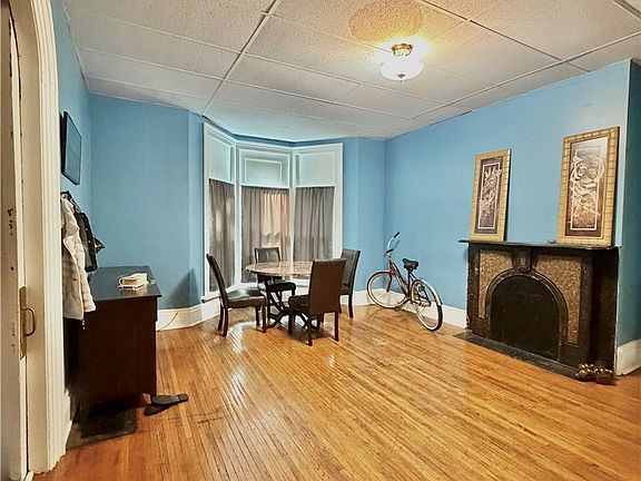 5th image of 124 Normal Ave #1