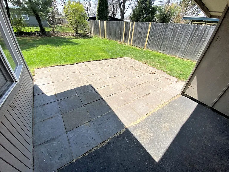 2443 Edgevale Rd — Photo 29