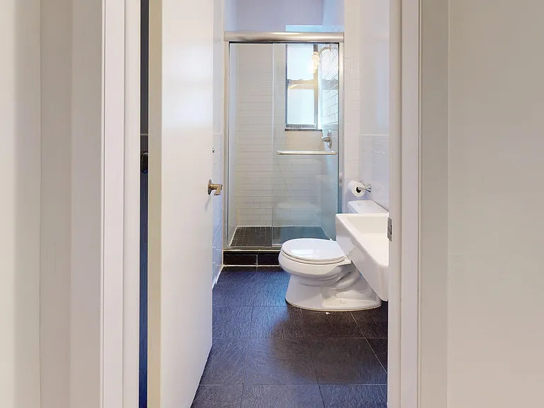 334 E 78th St #10 — Photo 7