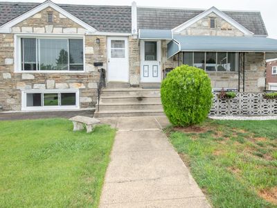 9235 Leon St, Philadelphia, PA, 19114