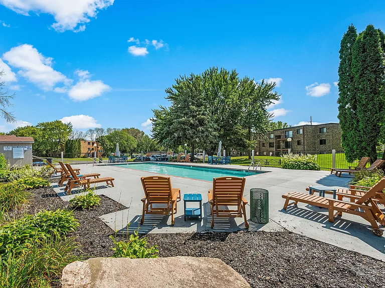 Arbor View Apartments — Photo 31