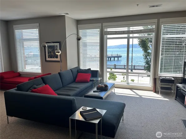 1950 Alaskan Way #227, Seattle, WA 98101