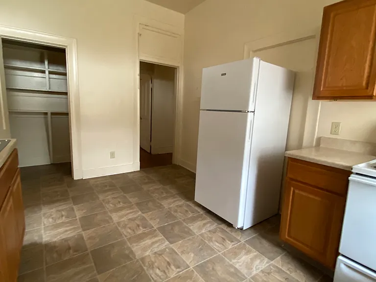 Summit Place Apartments — Photo 33