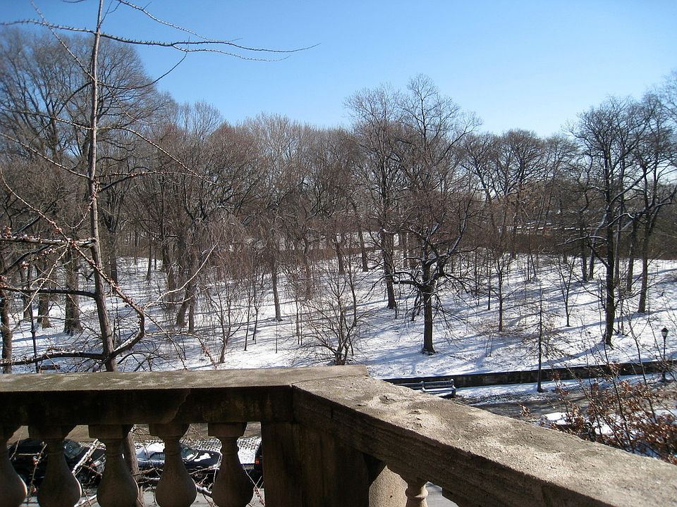 2nd image of 109 Prospect Park W APT 4F