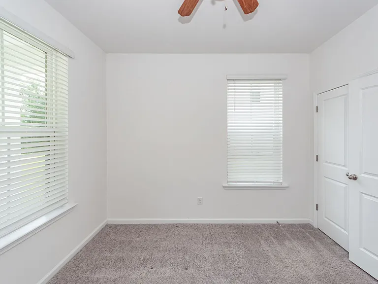359 Herty Park Dr — Photo 6