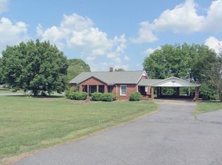 1980 Sigmon Dairy Rd, Newton, NC 28658