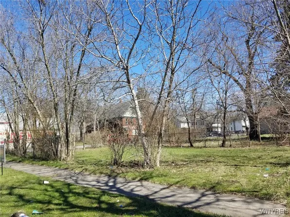 1305 Pierce Ave #73, Niagara Falls, NY 14301