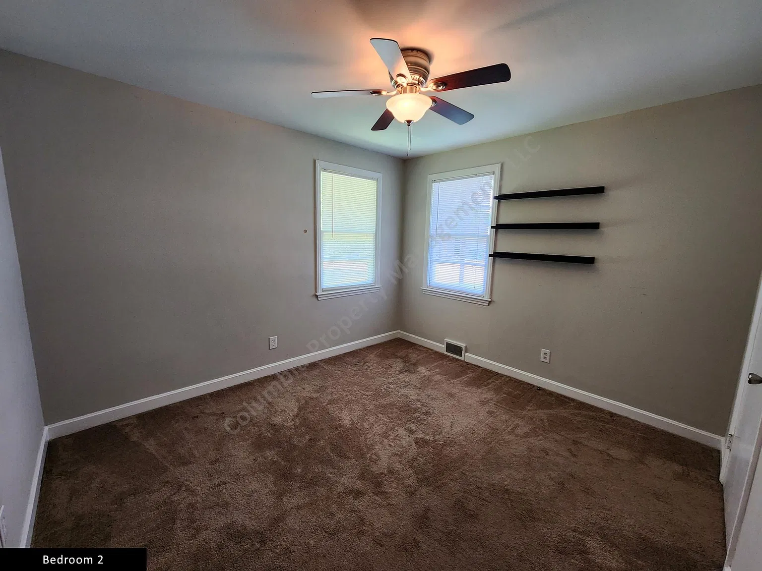 3 bed, 1025 sqft, $1,550 — Photo 2
