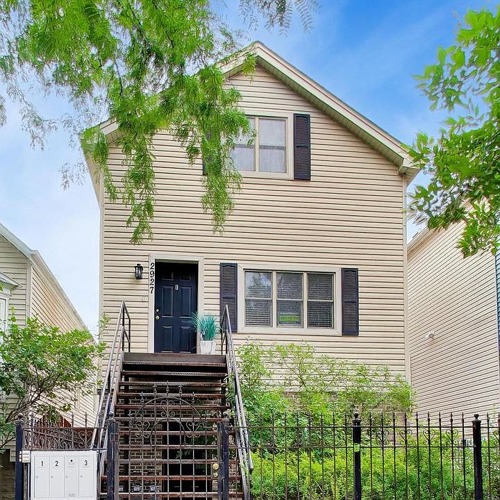 1st image of 2927 N Gresham Ave APT 1