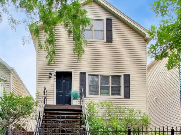 2927 N Gresham Ave APT 1, Chicago, IL 60618