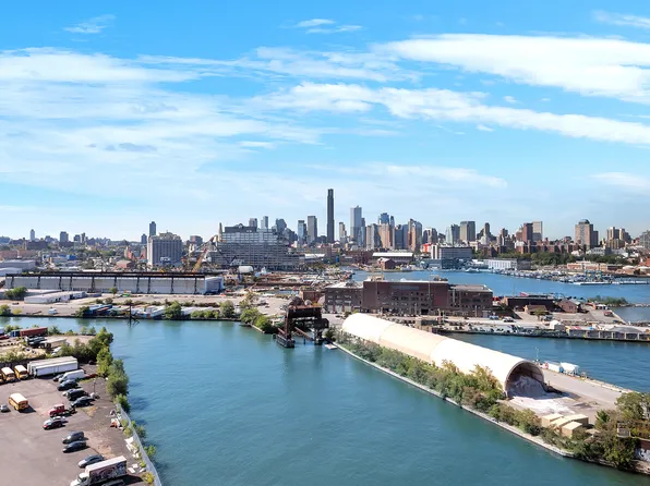 480 Kent Avenue image 10 of 24