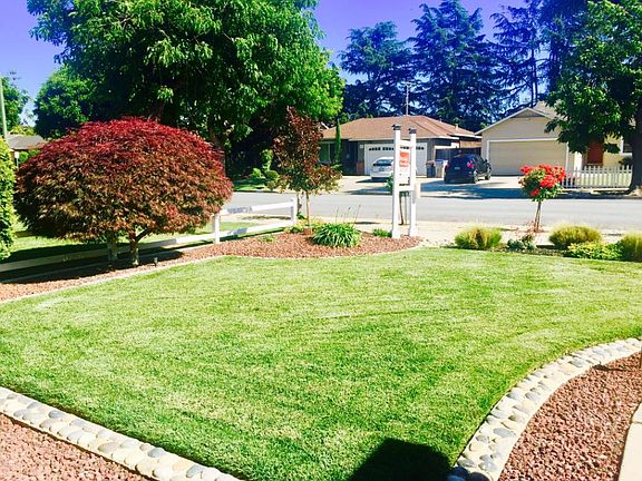 3rd image of 2111 Leon Dr