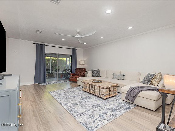 3rd image of 9252 SAN JOSE Boulevard #2202