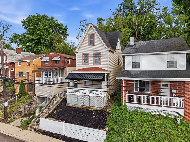 2725 Connecticut Ave — Photo 21