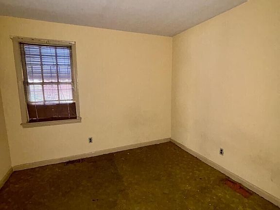 3rd image of 2817 King St