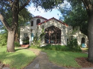 2640 Forest Park Blvd, Fort Worth, TX 76110