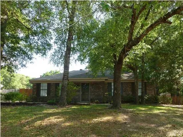 2073 Mesa Dr, Semmes, AL 36575