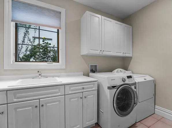 1 Euclid Road image 44 of 50