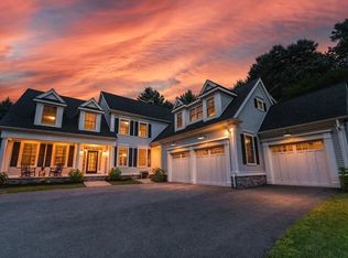 5 S Mill St, Hopkinton, MA 01748