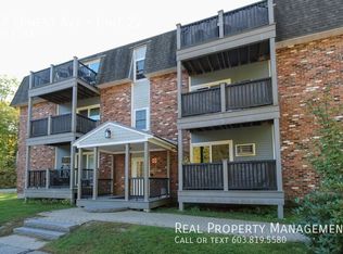 27 Ernest Ave APT 22, Exeter, NH 03833