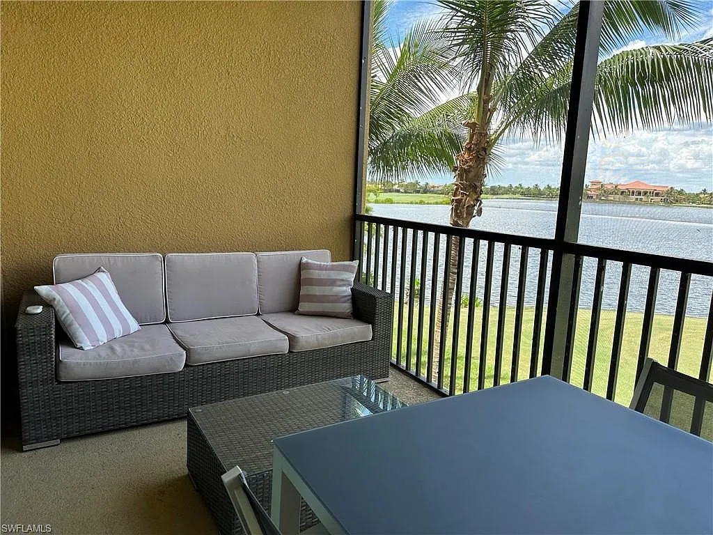 2 bed, 2.0 bath, 1122 sqft, $6,000 — Photo 1