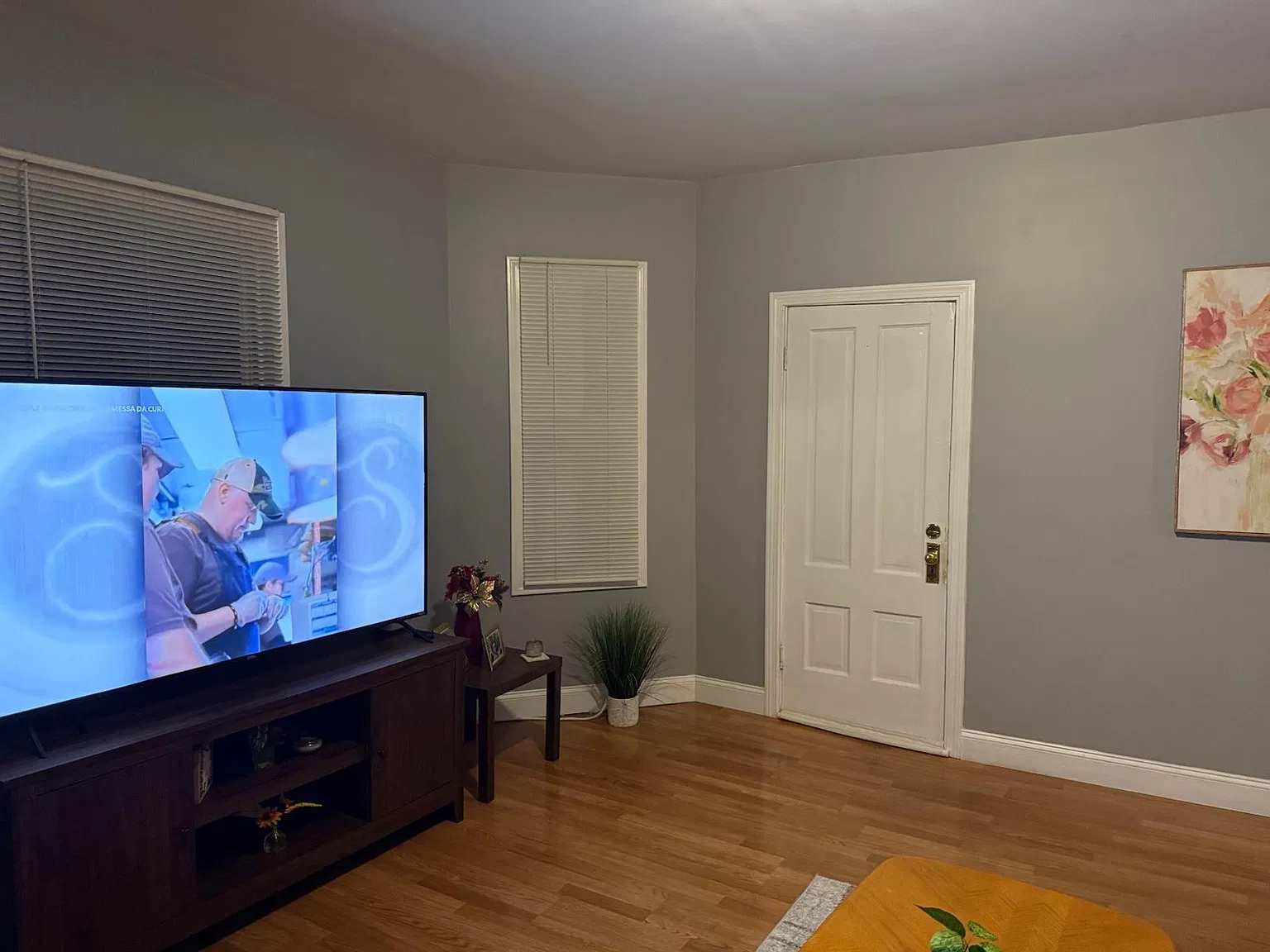 126 Holly St — Photo 4