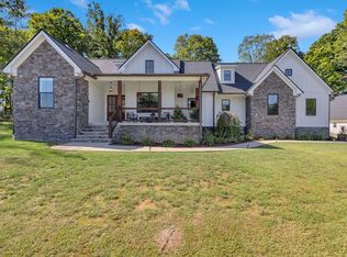 4550 General Forest Cir, Bon Aqua, TN 37025