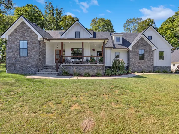 4550 General Forest Cir, Bon Aqua, TN 37025