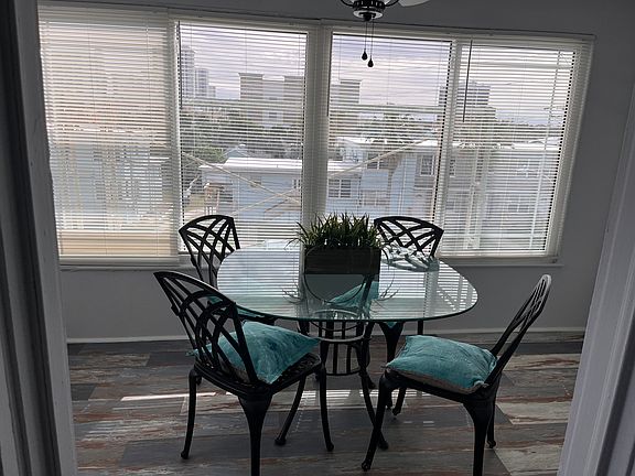 5th image of 607 Riverview Blvd APT 6