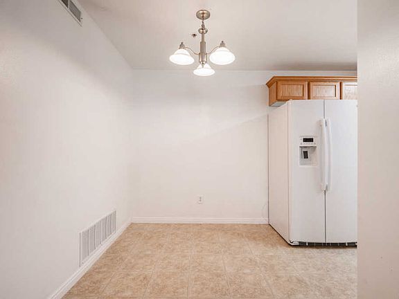5th image of 1582 W Westbury Way N #C