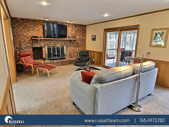 5th image of 3925 Deerpath Pl
