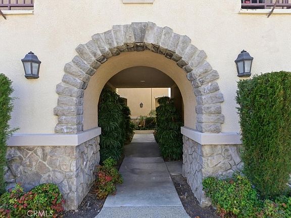 3rd image of 7353 Ellena #70