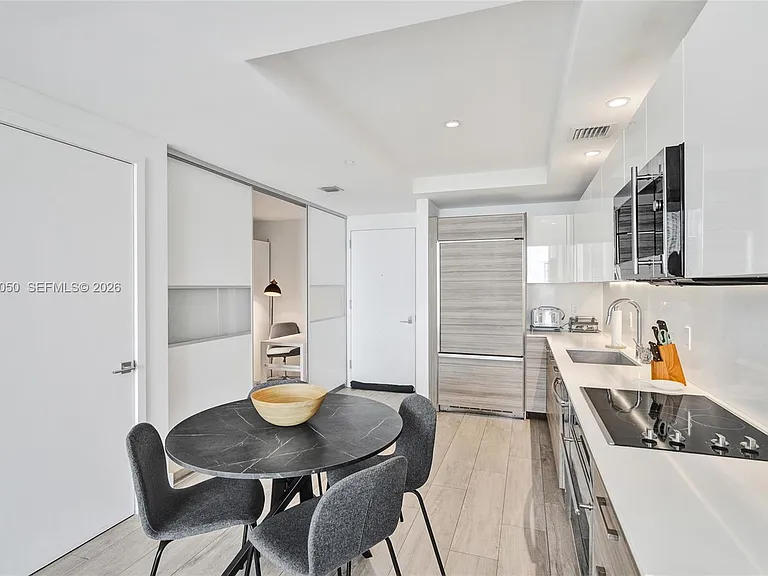 121 NE 34th St #2205 — Photo 46