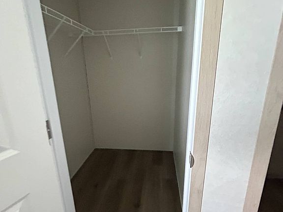 4th image of 1083 E State Rd #2-553