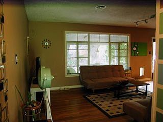 3rd image of 1503 Larkwood Dr