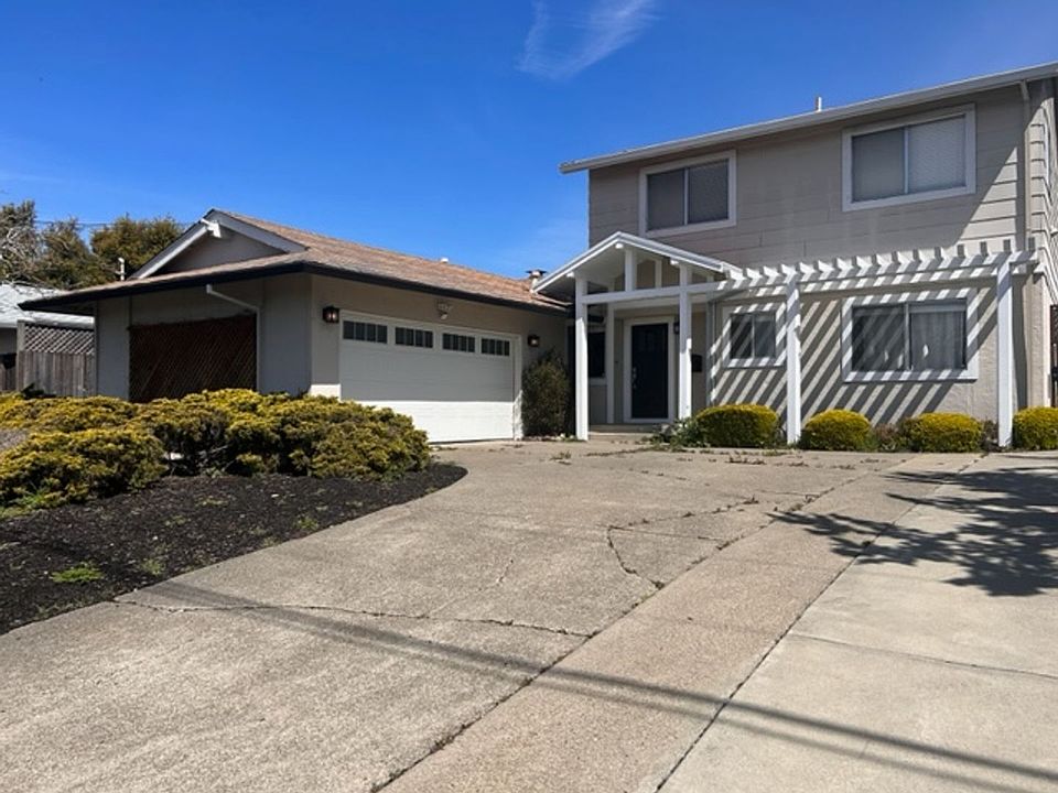 1st image of 605 Crinella Dr
