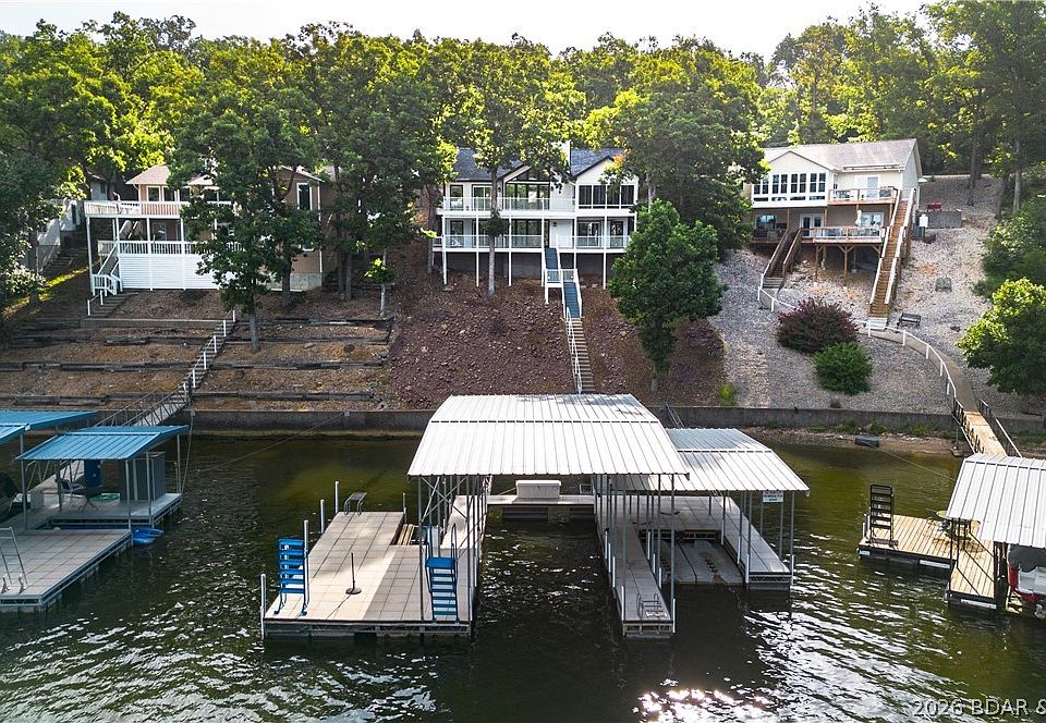 1st image of 999 Imperial Point Dr