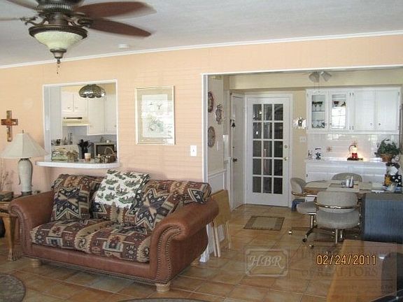 3rd image of 1801 Palm Valley Dr