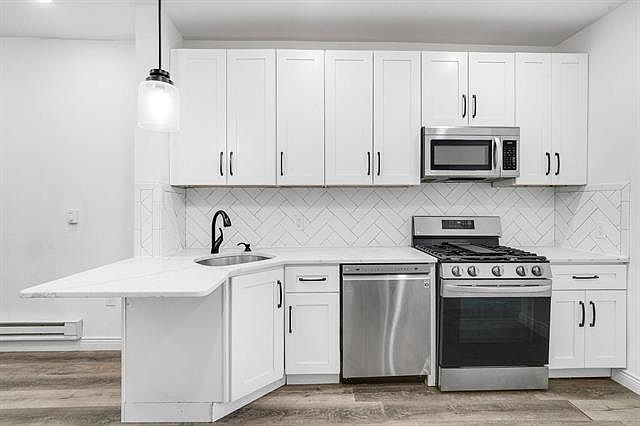 1st image of 609 New York Ave APT 2L