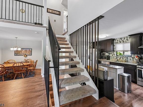 3rd image of 244 Kingsberry Dr #244