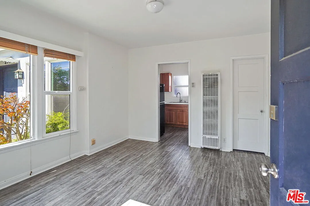 Studio, 1.0 bath, 300 sqft, $2,295 — Photo 4