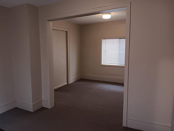 5th image of 1705 Ogden Ave