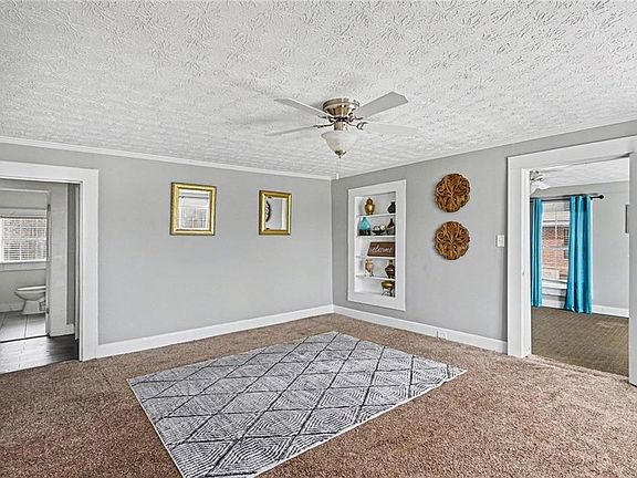 4th image of 707 E McIntosh Rd